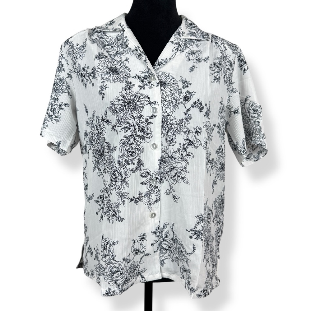 National Top Womens PM Petite Medium White Black‎ Floral Button Down Top NWT